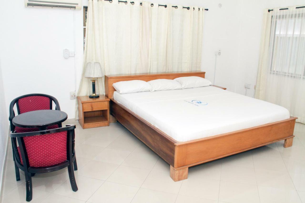Forte Royale Hotell Accra Exteriör bild
